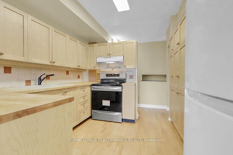 135 Springfield Avenue • #10 • Ottawa, ON photo 14