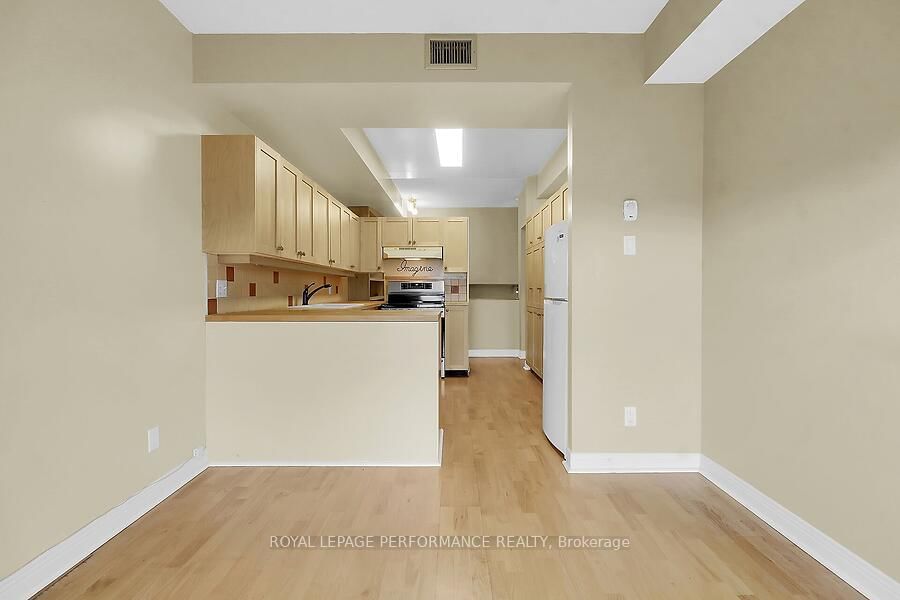 135 Springfield Avenue • #10 • Ottawa, ON photo 20