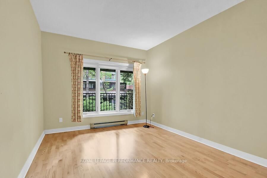 135 Springfield Avenue • #10 • Ottawa, ON photo 34