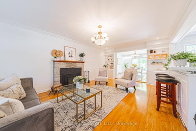 5039 VALLEY Way • Niagara Falls, ON photo 3