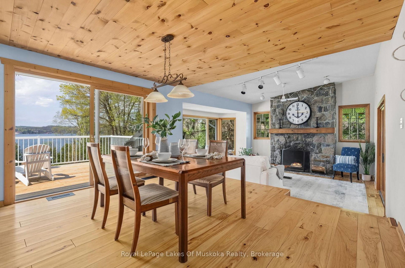 1044 Bigwin View Lane • Lake of Bays, ON photo 14