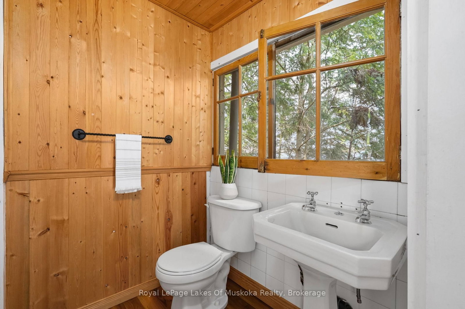 1044 Bigwin View Lane • Lake of Bays, ON photo 36