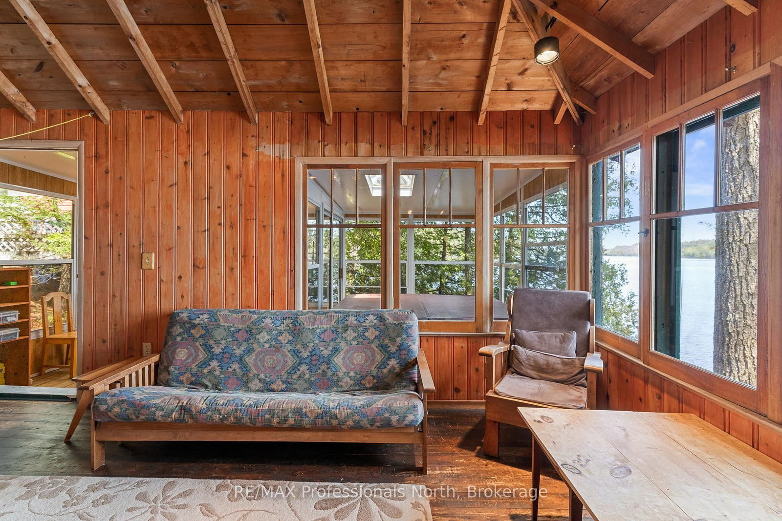 10145 Little Hawk West Sho • Algonquin Highlands, ON photo 16