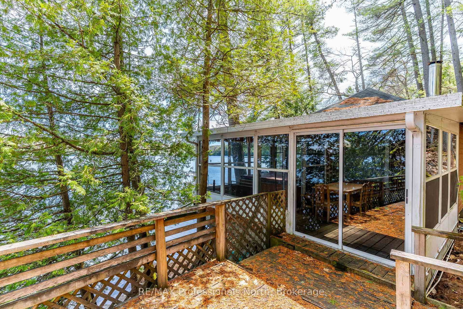 10145 Little Hawk West Sho • Algonquin Highlands, ON photo 30