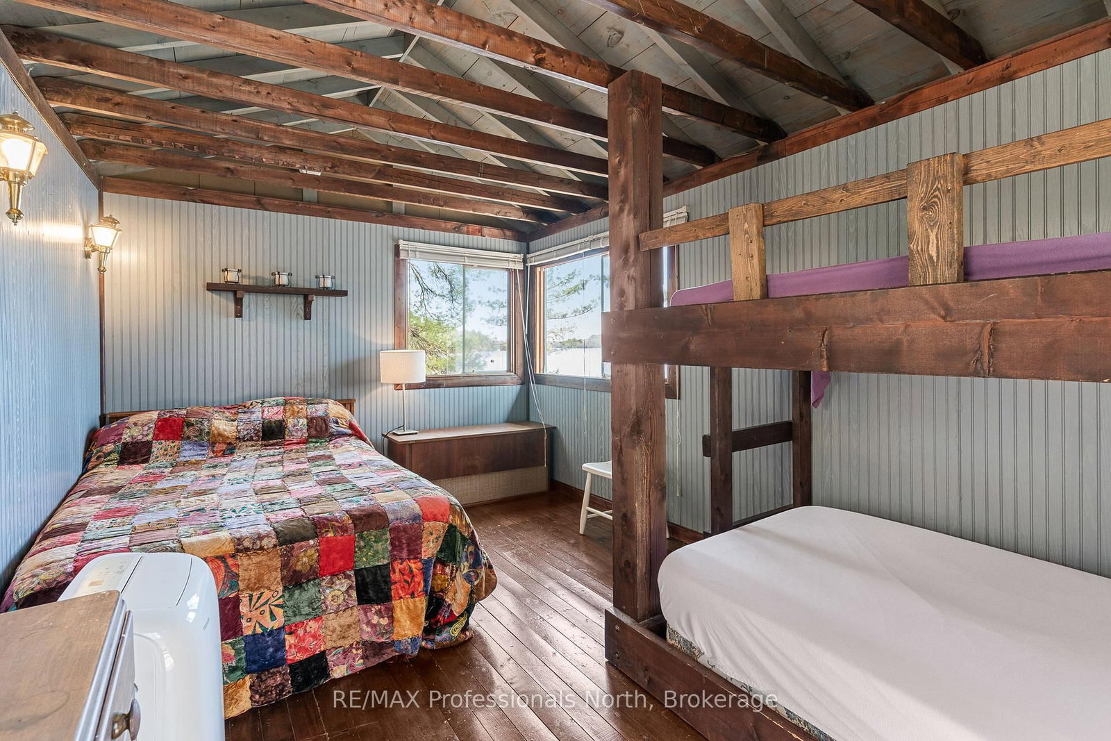 10145 Little Hawk West Sho • Algonquin Highlands, ON photo 34
