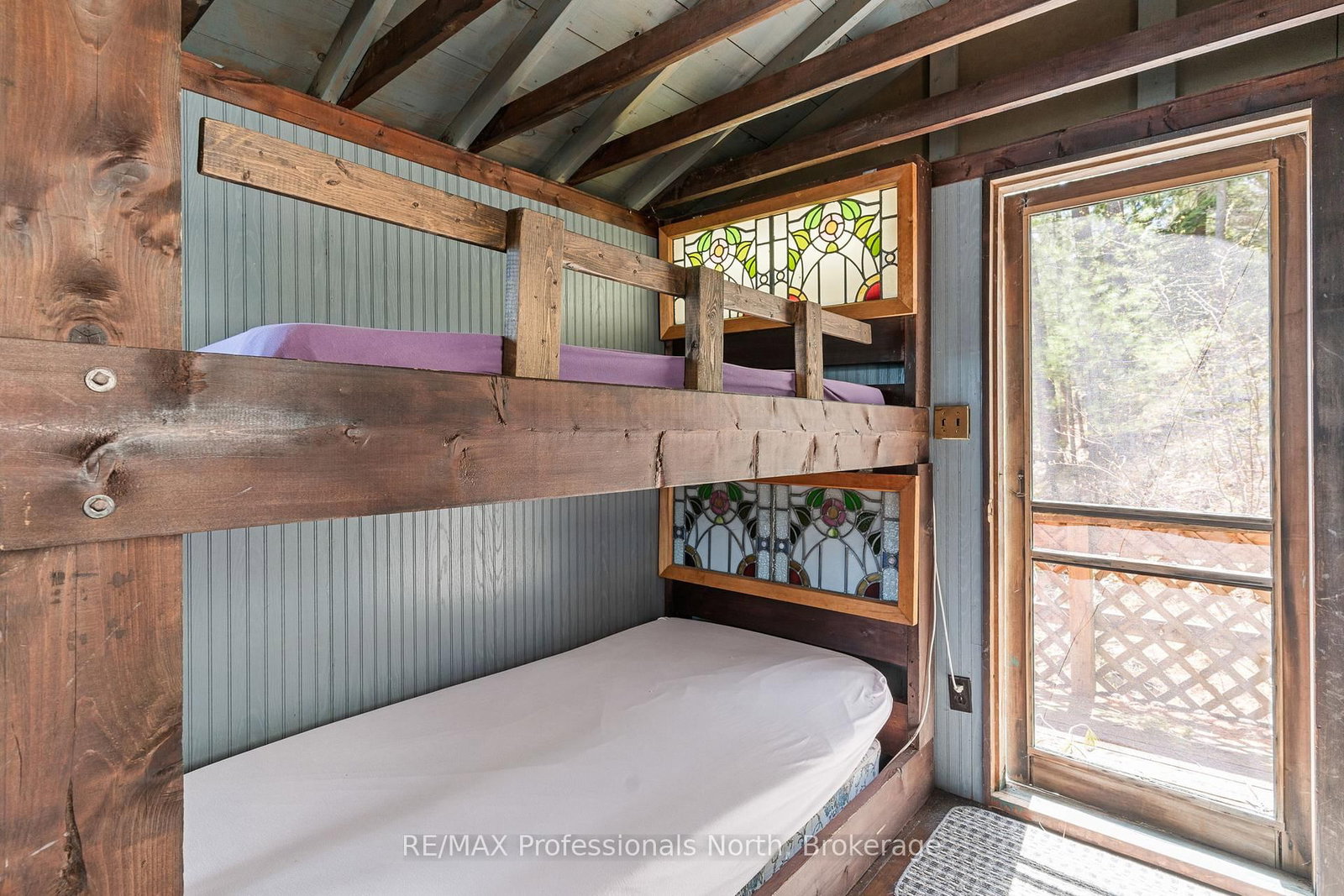 10145 Little Hawk West Sho • Algonquin Highlands, ON photo 36