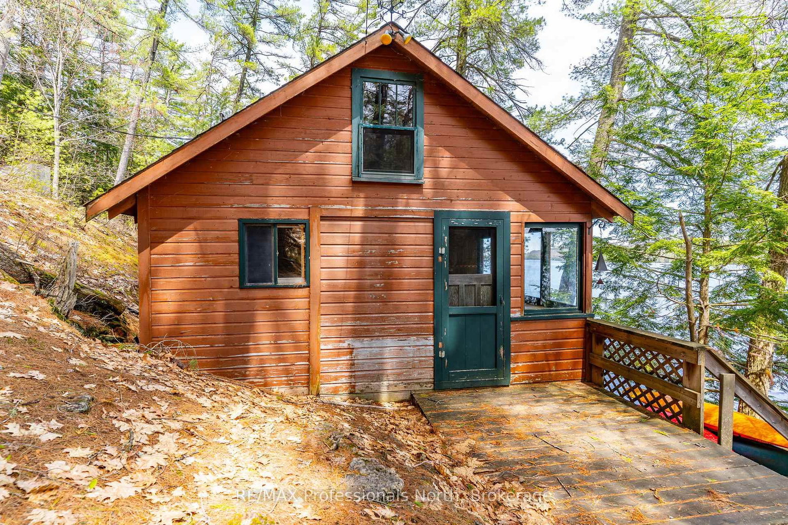 10145 Little Hawk West Sho • Algonquin Highlands, ON photo 4