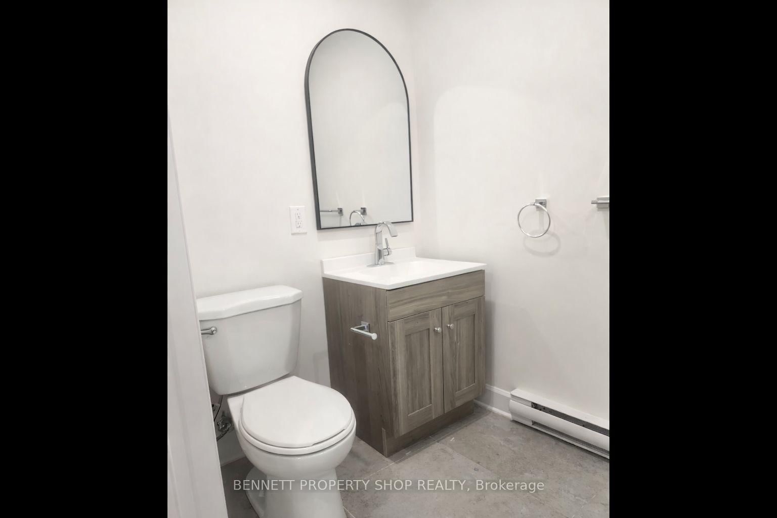 1312 Avenue R Avenue • Ottawa, ON photo 16