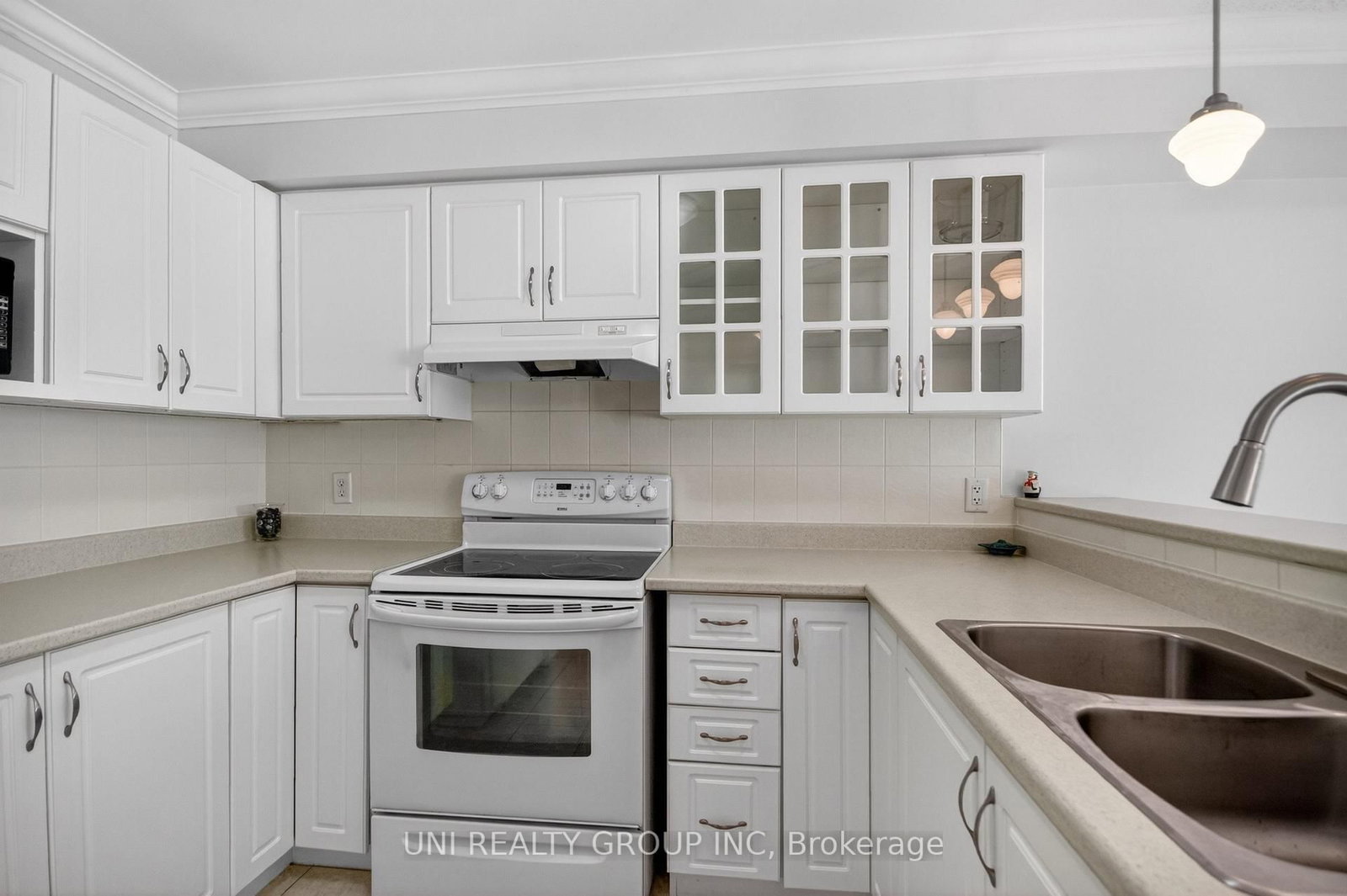 546 Ashbourne Crescent • Ottawa, ON photo 17