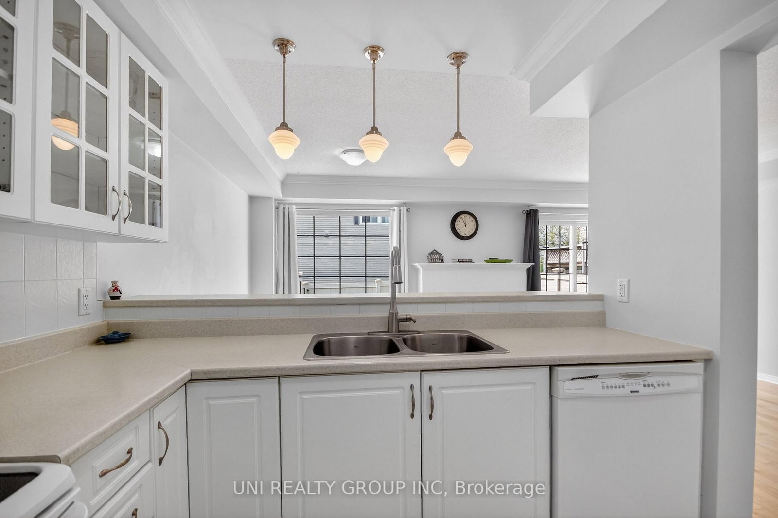546 Ashbourne Crescent • Ottawa, ON photo 18