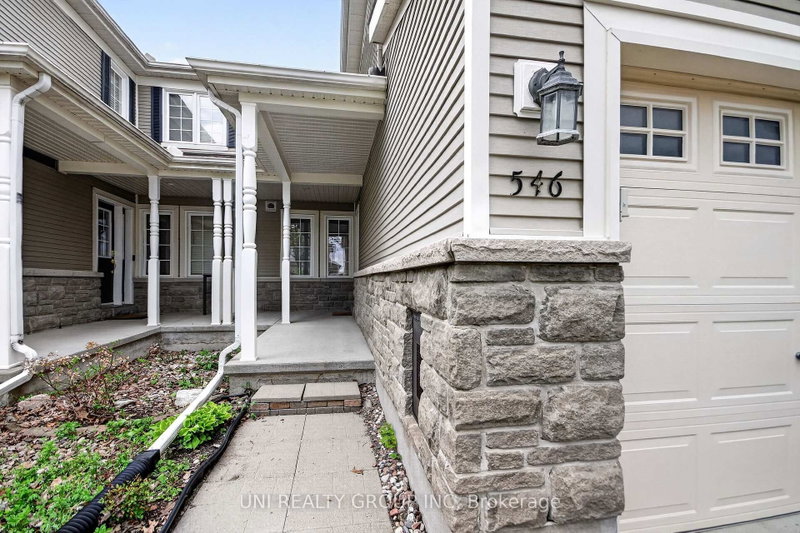 546 Ashbourne Crescent