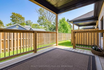 504 Royal Ridge Drive • Fort Erie, ON photo 6
