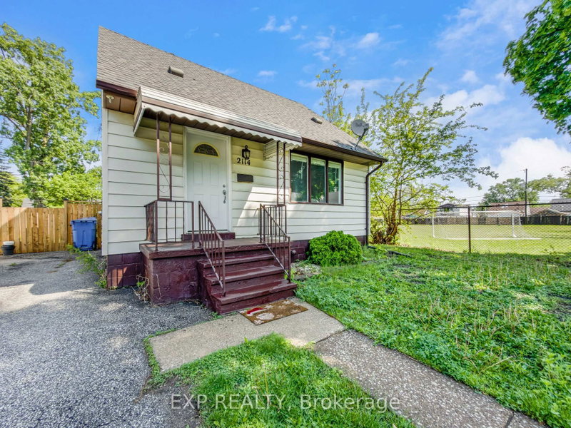 2114 GIRARDOT Street, Windsor