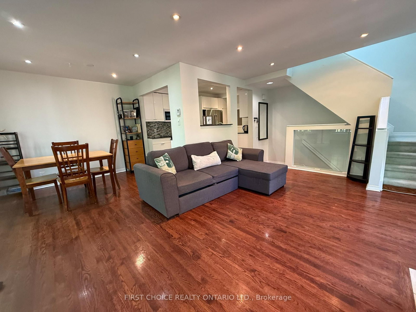 130 Greenfield Avenue, Unit C - Photo 6