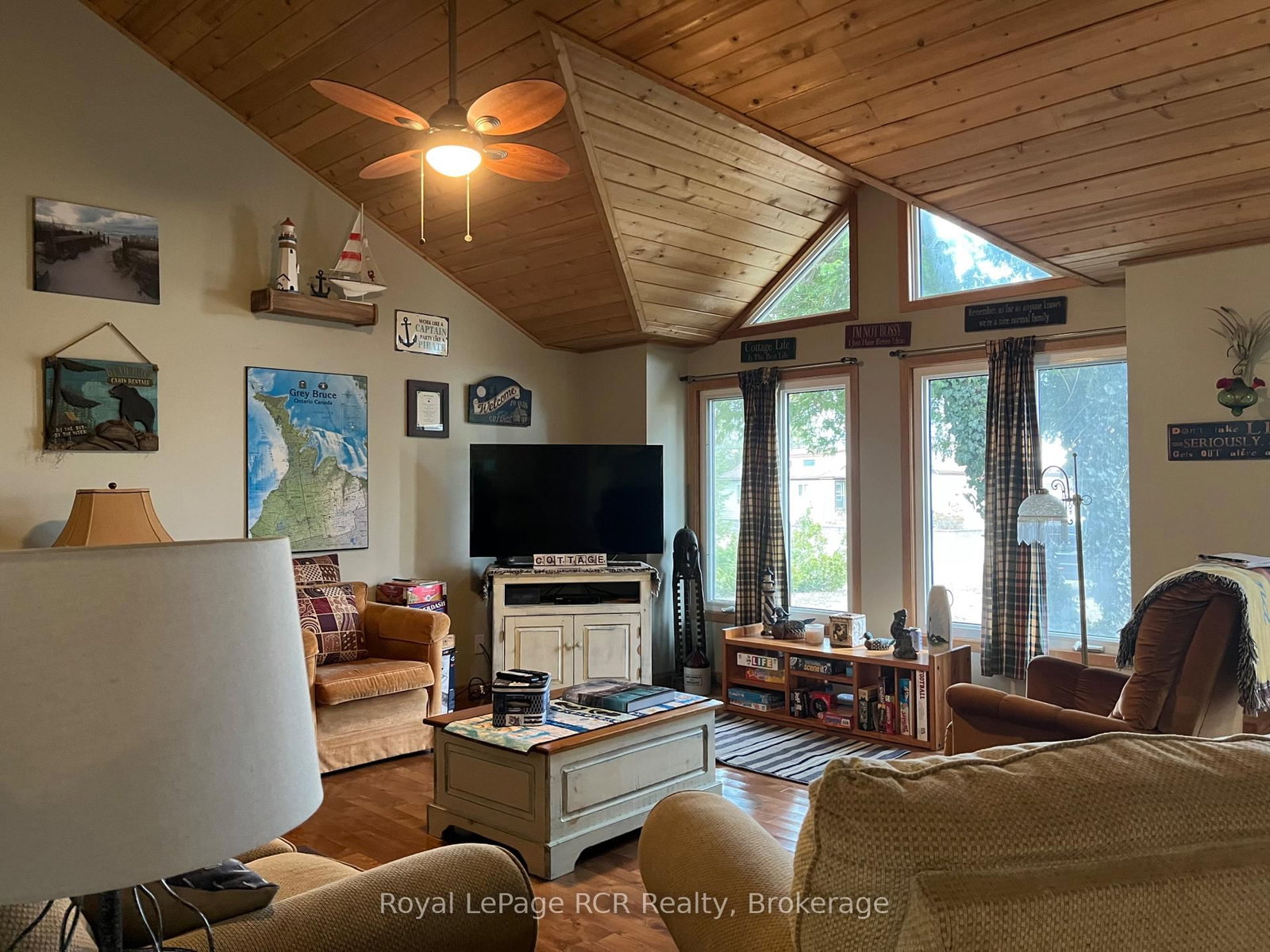 1371 2nd Avenue • Native Leased Lands, ON photo 15