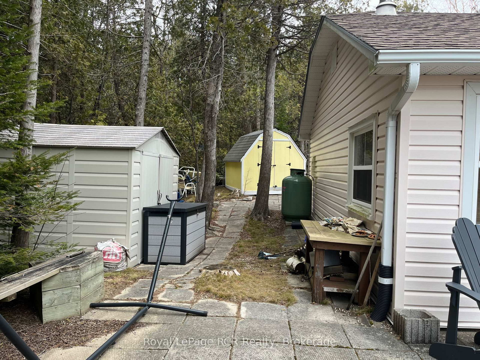 1371 2nd Avenue • Native Leased Lands, ON photo 6