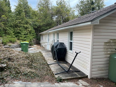 1371 2nd Avenue • Native Leased Lands, ON photo 8