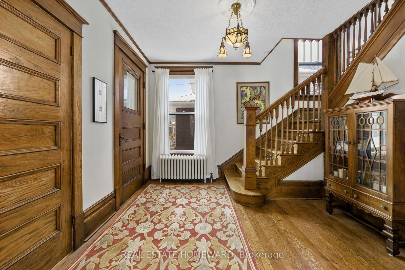 96 James Street W • Cobourg, ON photo 3