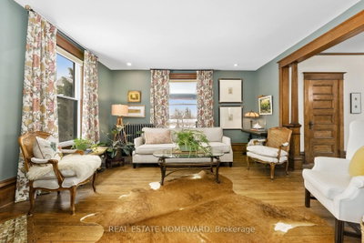 96 James Street W • Cobourg, ON photo 5