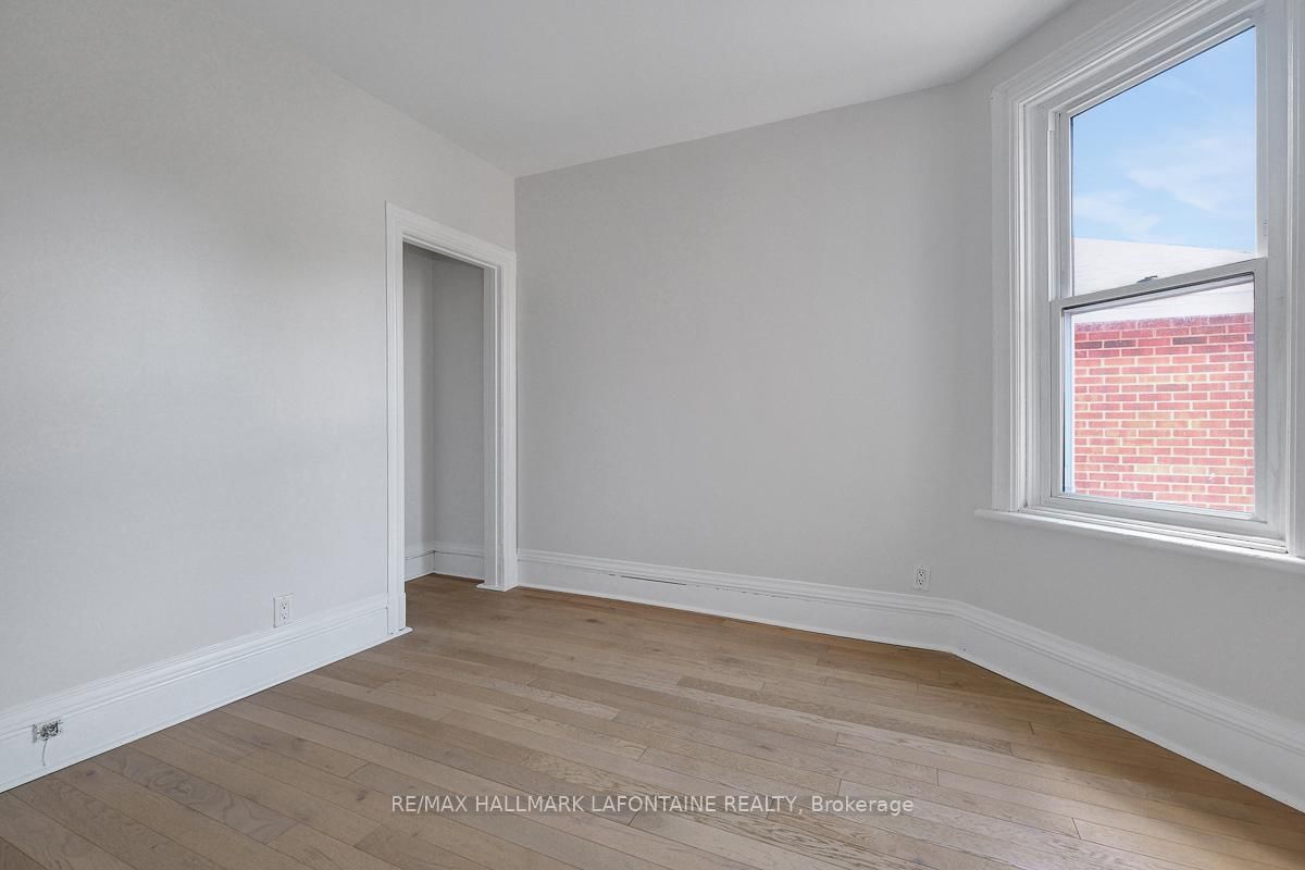 138 Concord Street S • Ottawa, ON photo 22