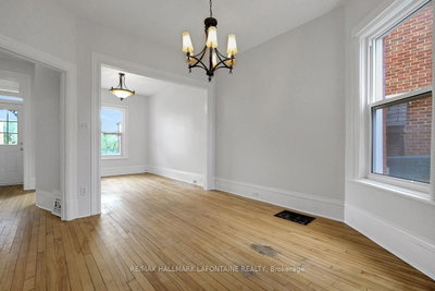 138 Concord Street S • Ottawa, ON photo 8