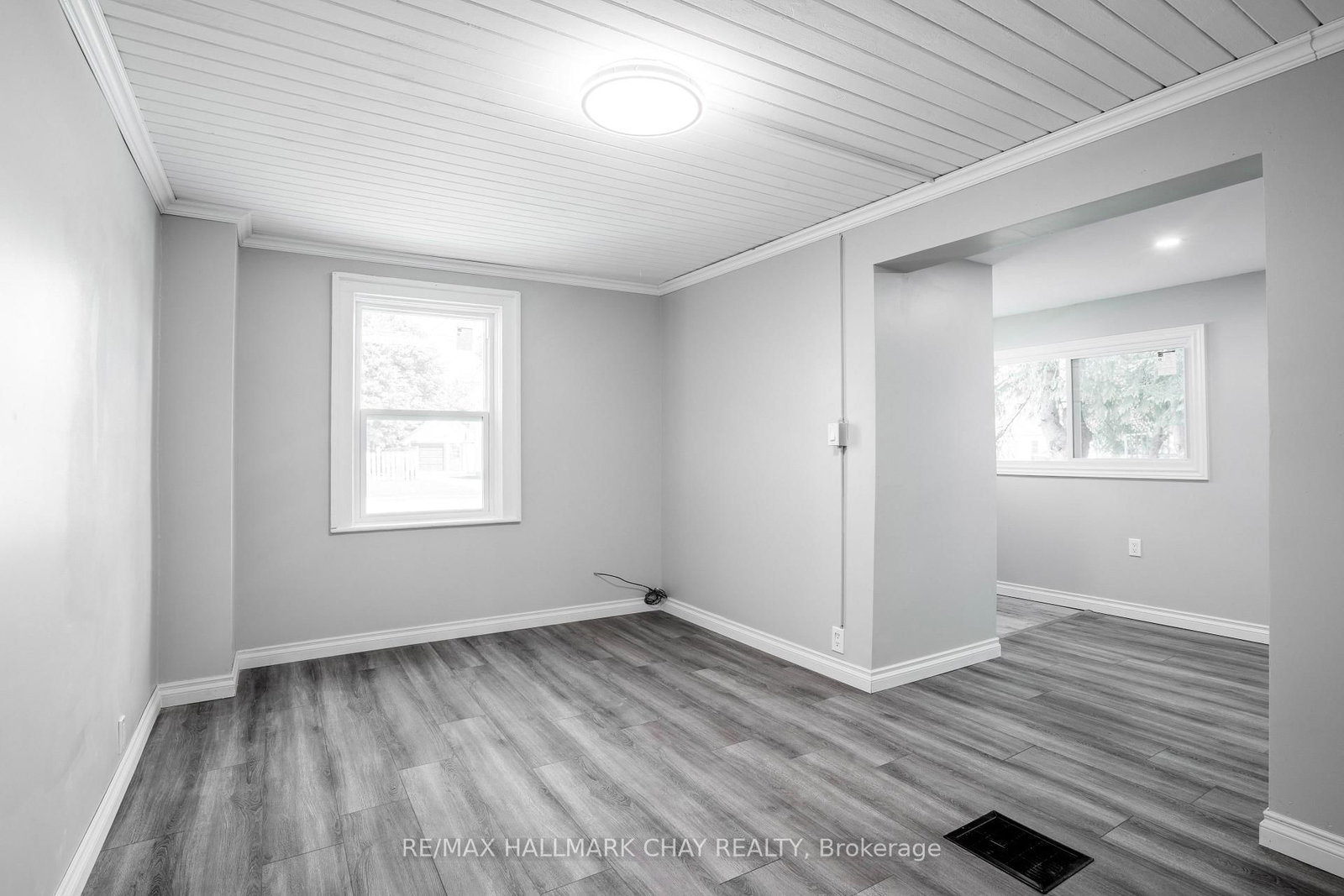 635 First Street S • Gravenhurst, ON photo 10