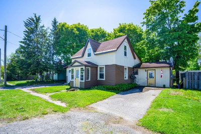 635 First Street S • Gravenhurst, ON photo 3
