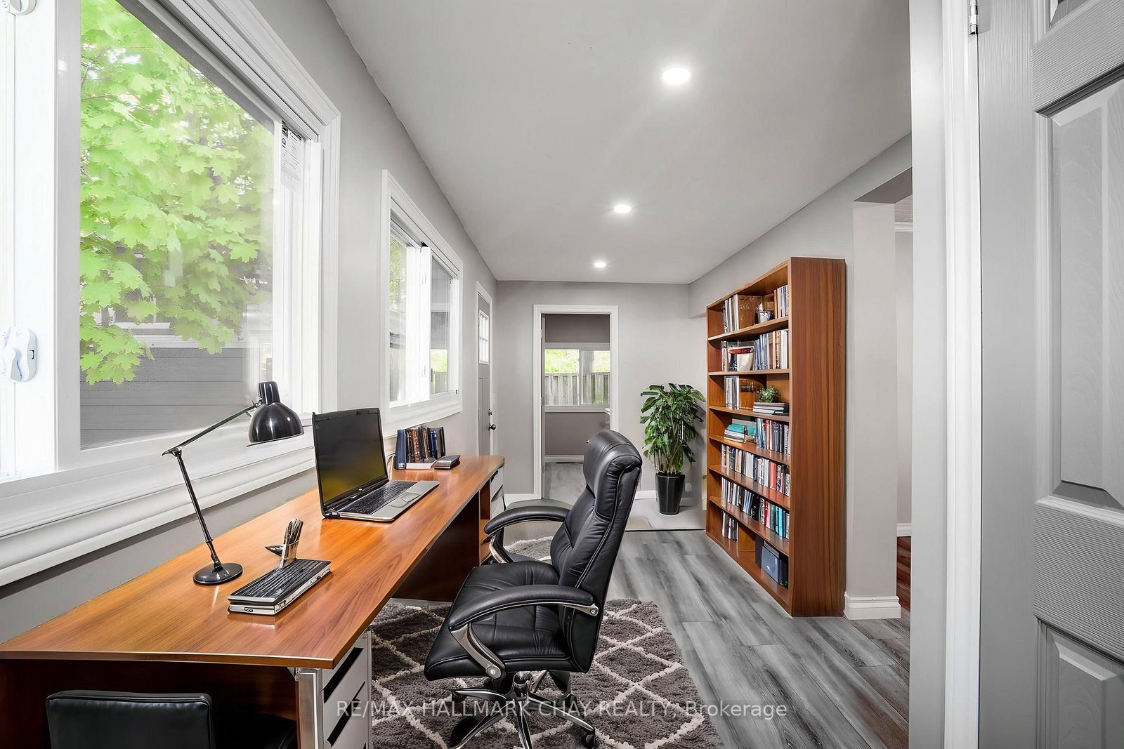 635 First Street S • Gravenhurst, ON photo 5