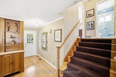 10 Cedar Lea Street • Cobourg, ON photo 9