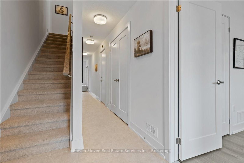 58 Balladry Blvd photo 4