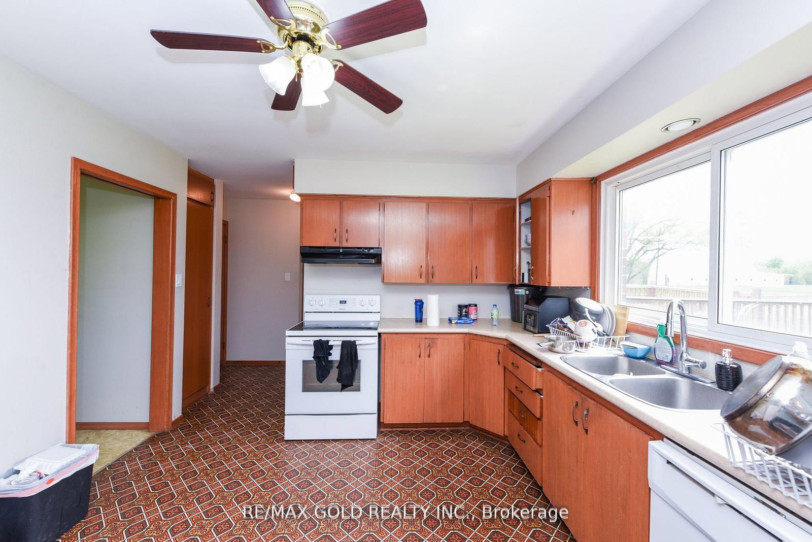 769 E Stone Road • Guelph, ON photo 28