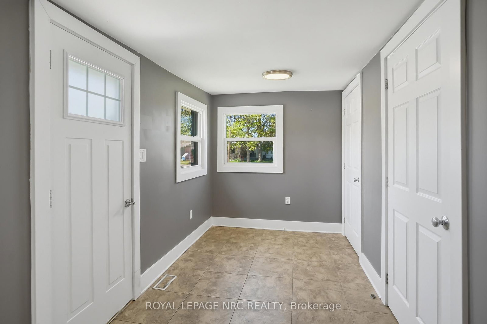 11 White Avenue • Fort Erie, ON photo 18