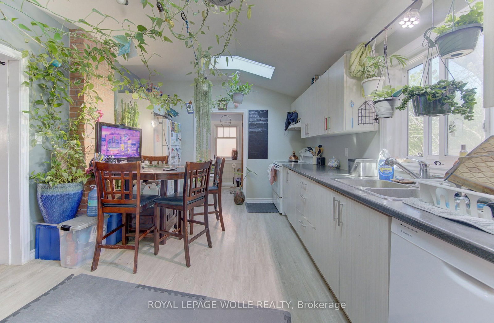 48 Breithaupt Street • Kitchener, ON photo 10