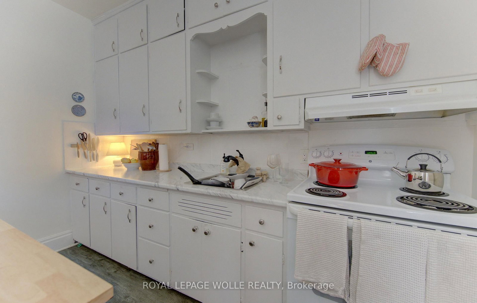 48 Breithaupt Street • Kitchener, ON photo 22