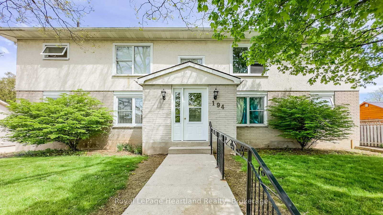 194 W BENNETT Street • Goderich, ON photo 10
