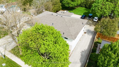 194 W BENNETT Street • Goderich, ON photo 3