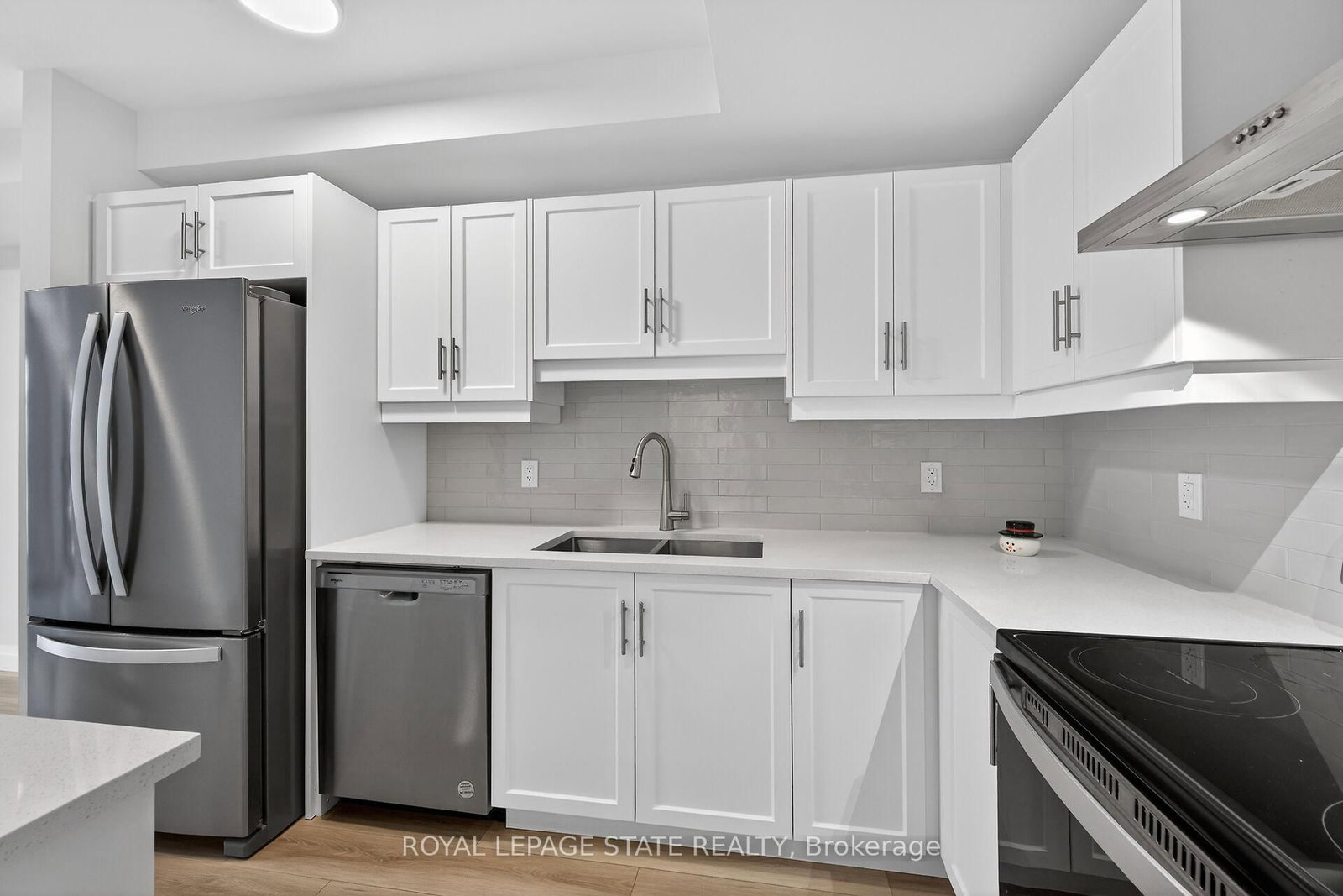 153 Wilson Street W, Unit 310 - Photo 12
