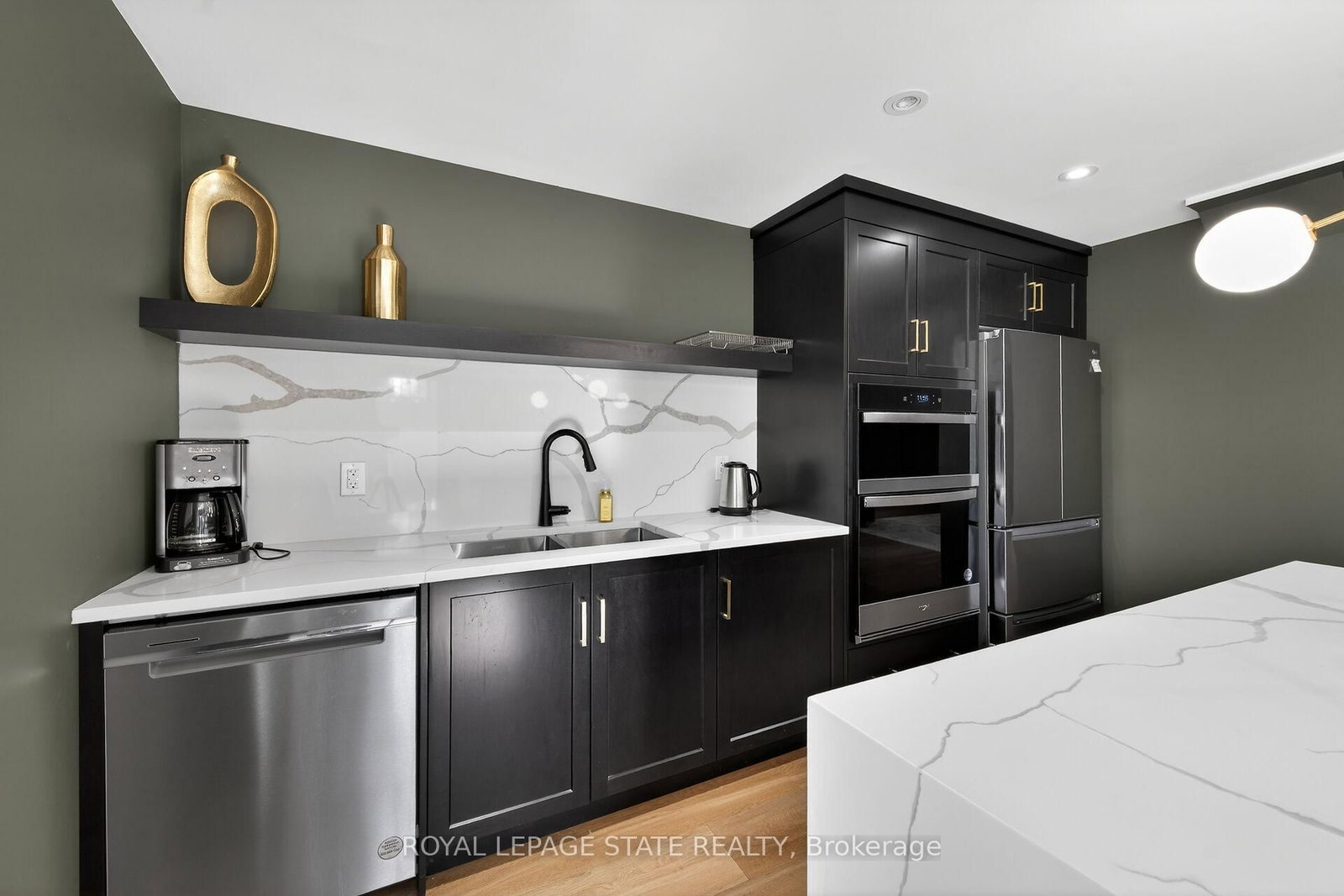153 Wilson Street W, Unit 310 - Photo 41