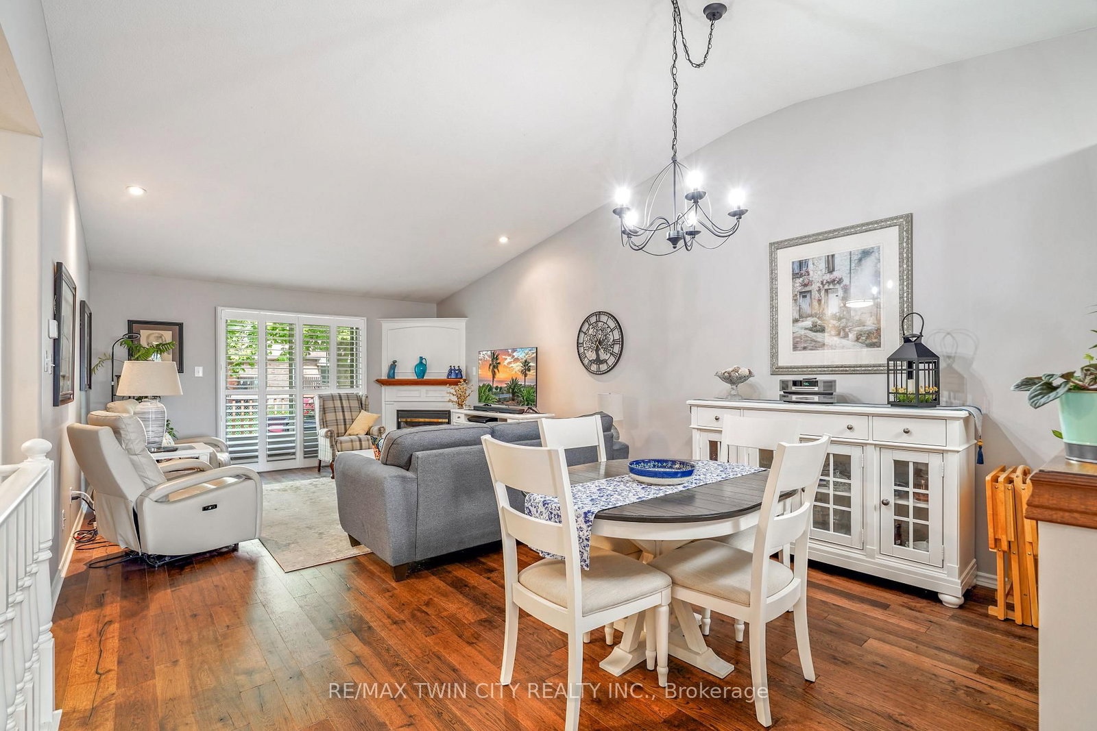 24 Griffiths Drive • #9 • Brant, ON photo 11