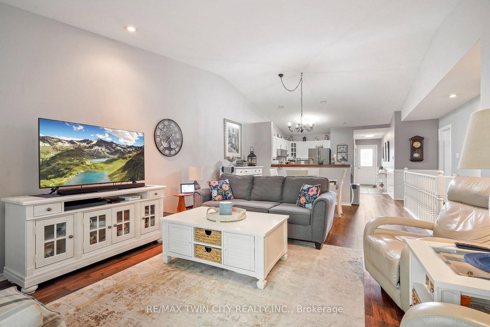 24 Griffiths Drive • #9 • Brant, ON photo 14