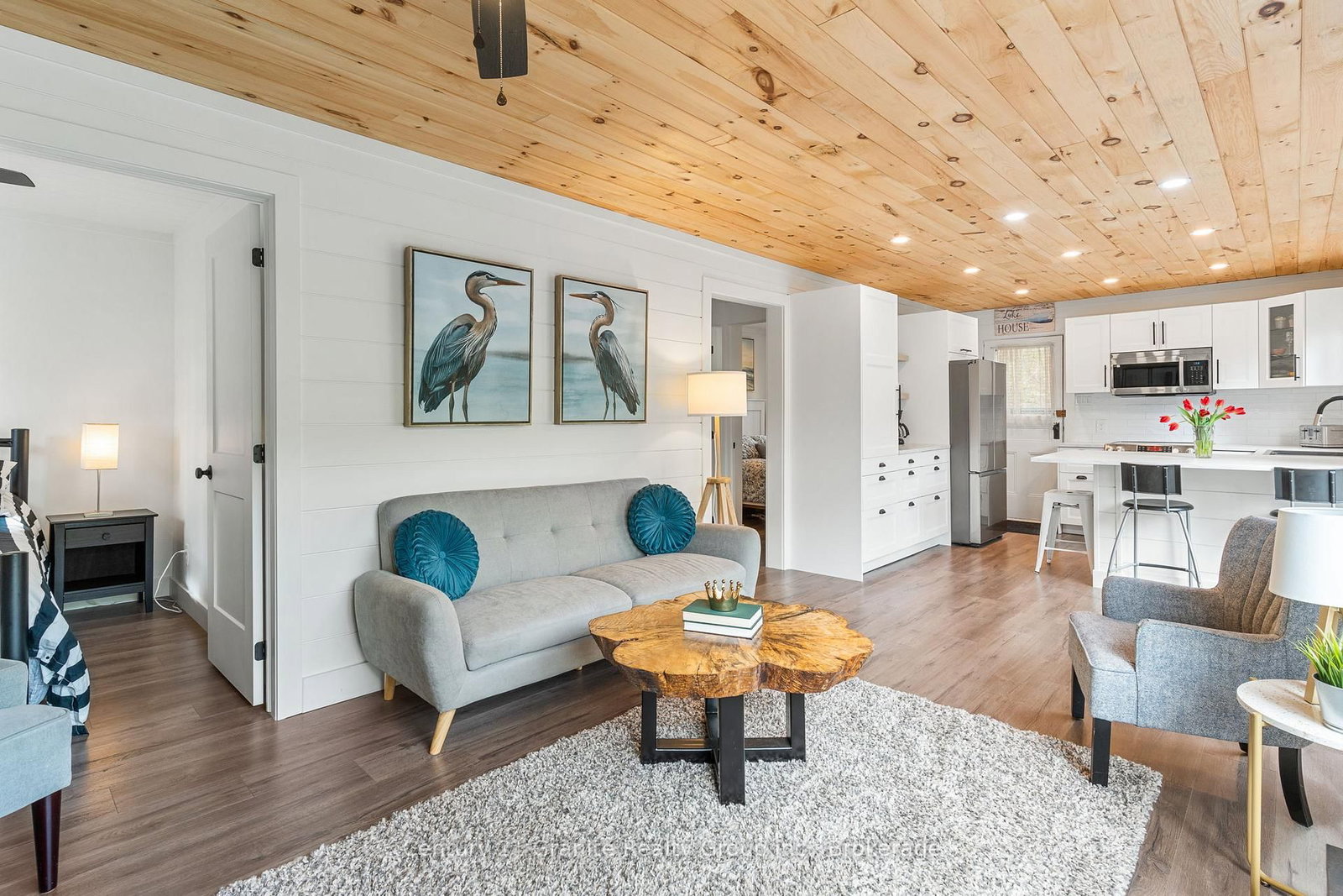 1184 Miskwabi Lake Road • Dysart et al, ON photo 21