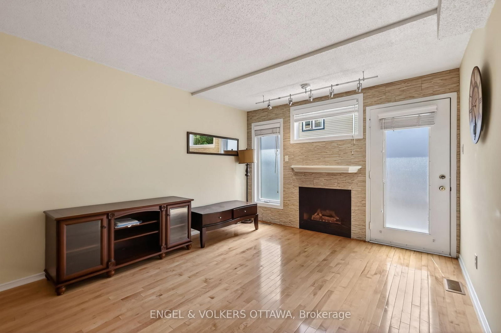 90B Templeton Street • Ottawa, ON photo 7