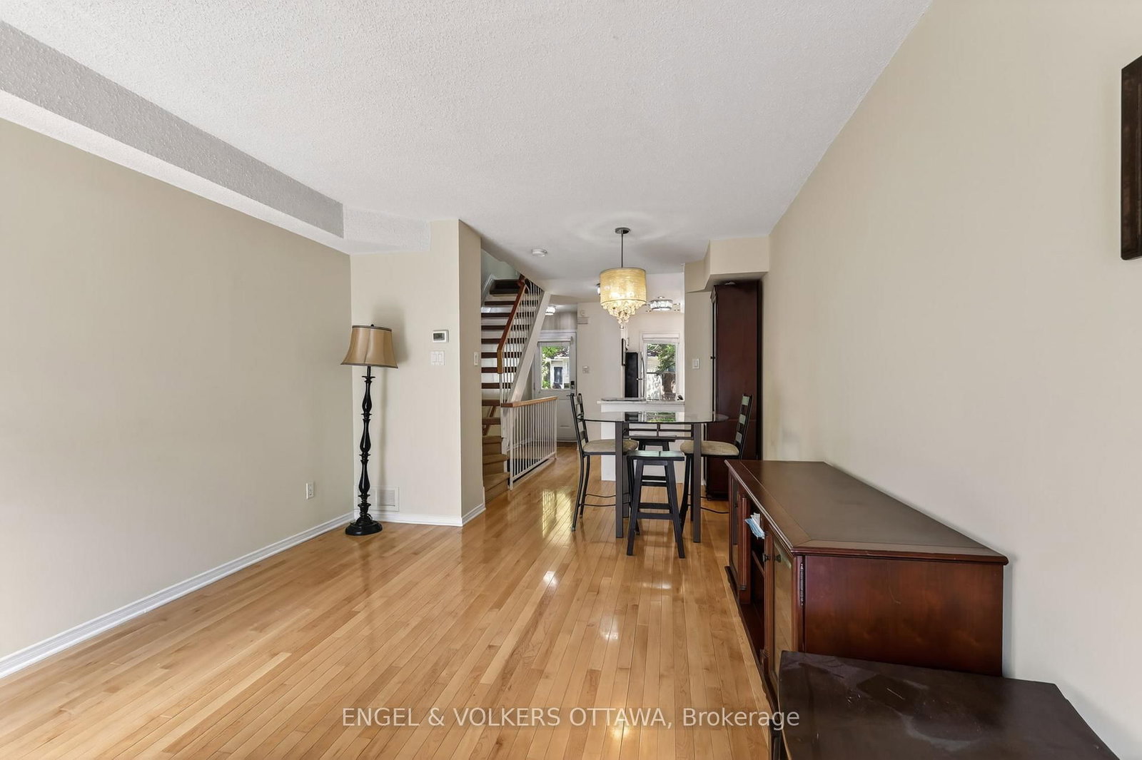 90B Templeton Street • Ottawa, ON photo 9