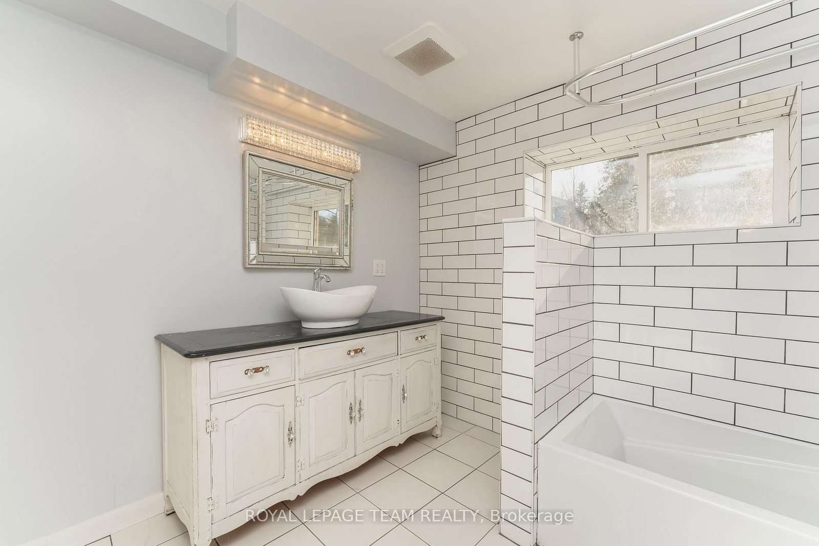 220 VANCES SIDE Road • Ottawa, ON photo 39