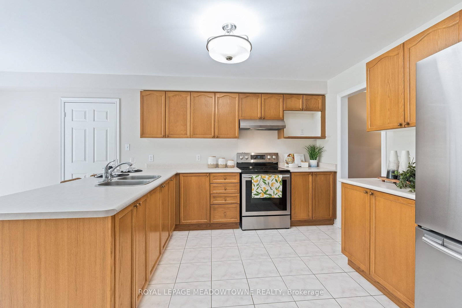 19 Mccullogh Drive • Erin, ON photo 15
