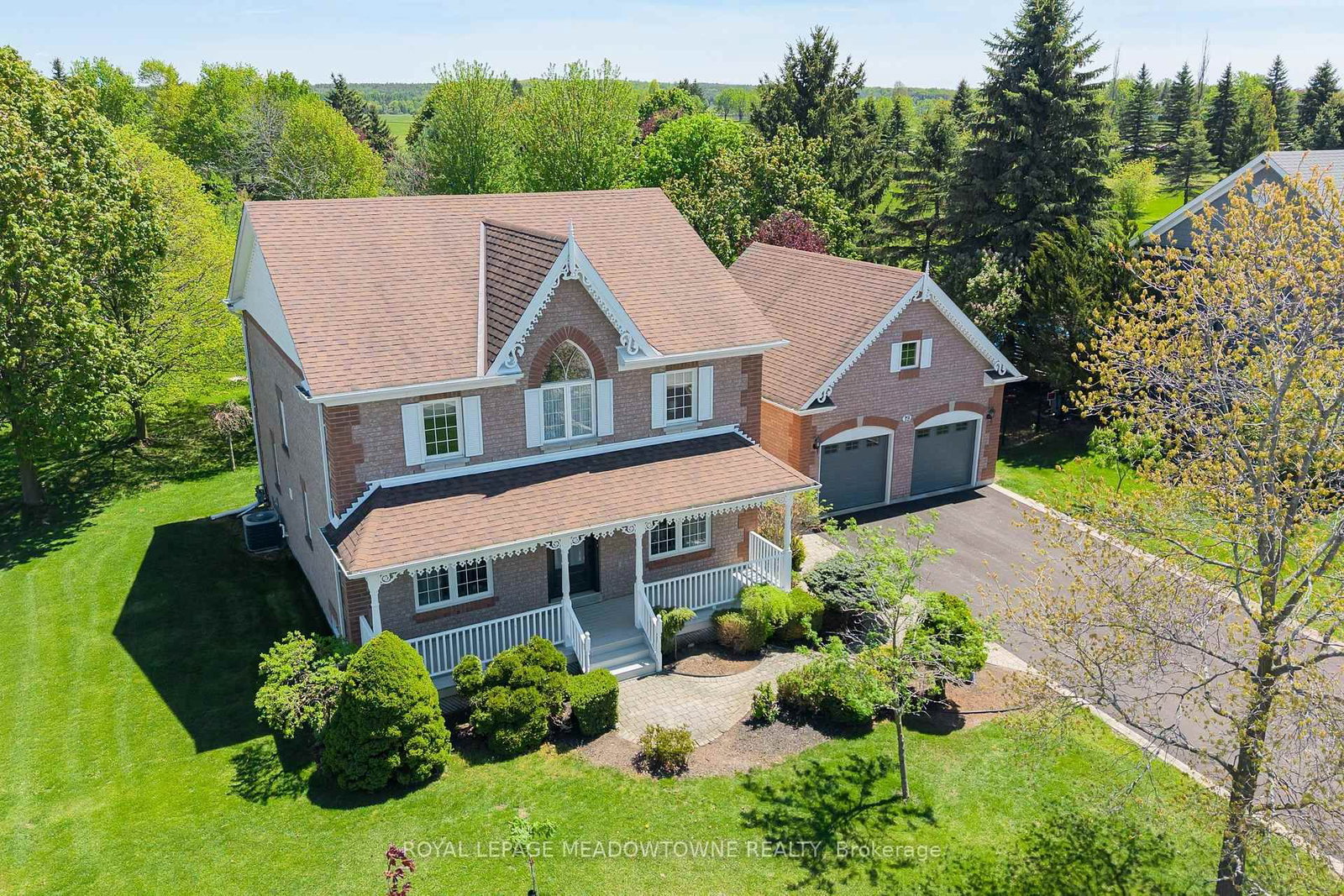 19 Mccullogh Drive • Erin, ON photo 3