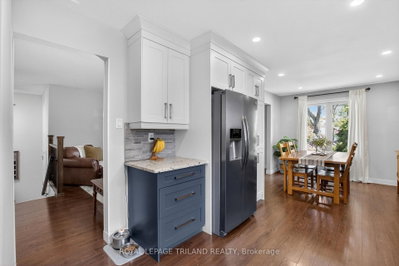 31 Beechbank Crescent • London South, ON photo 8