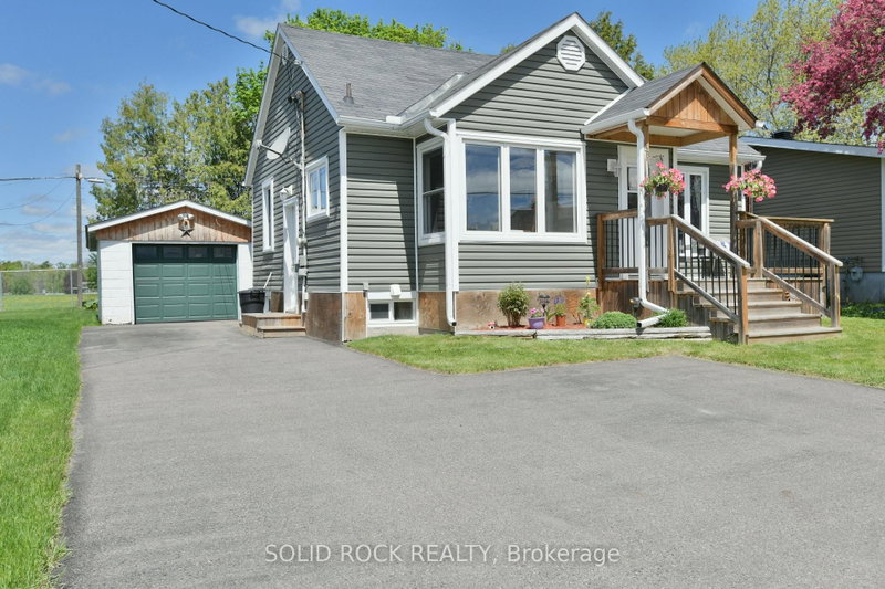 home for sale on 58 Barnet Boulevard