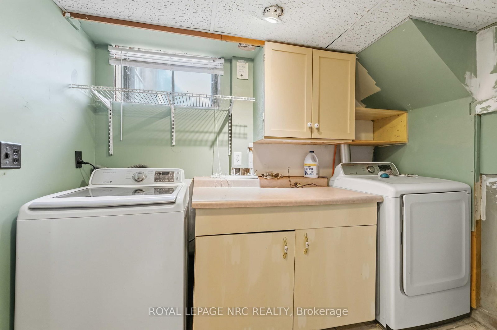 7101 Roger Crescent • Niagara Falls, ON photo 25