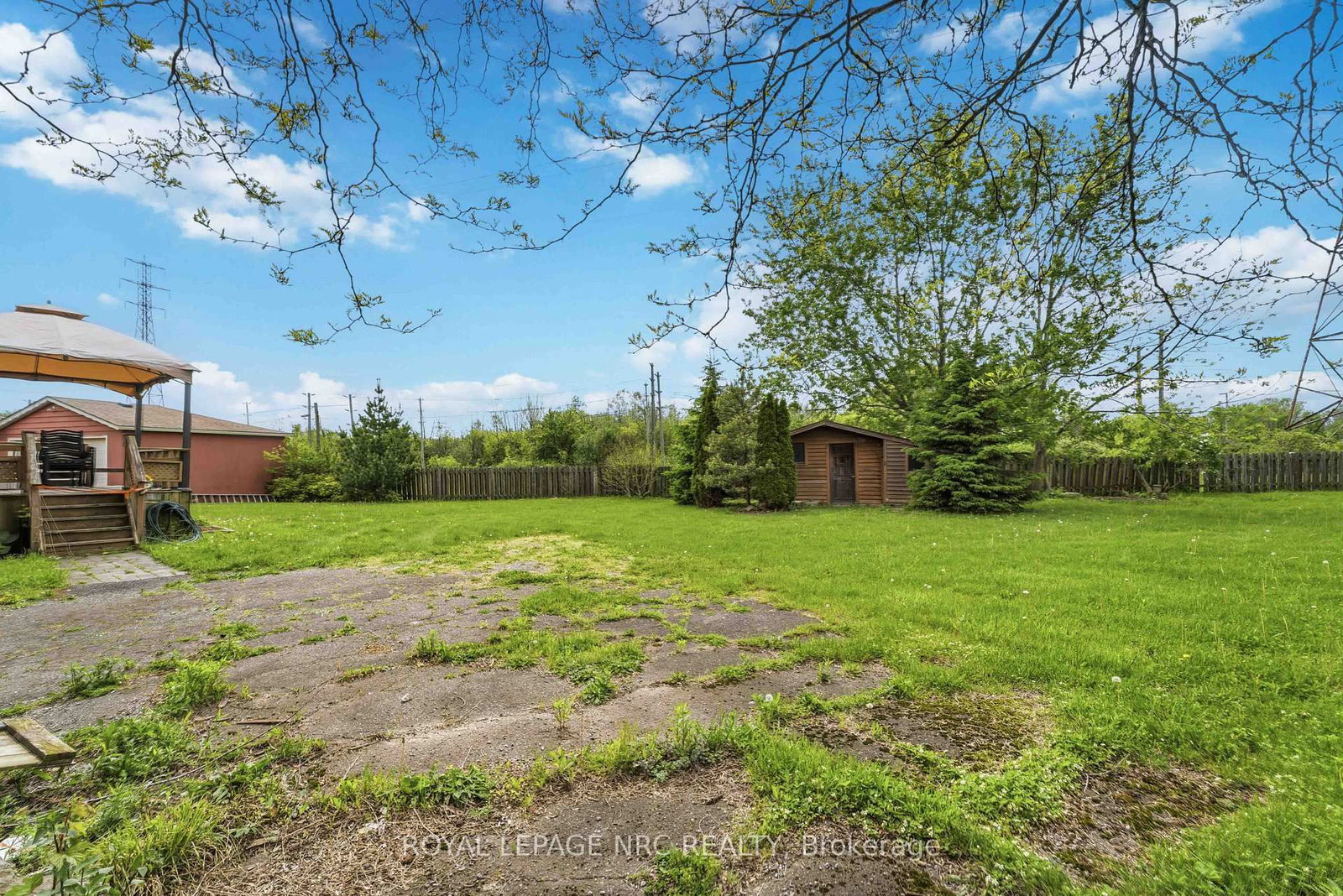 7101 Roger Crescent • Niagara Falls, ON photo 36
